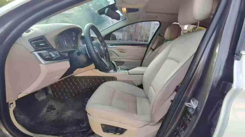 湛江13年宝马5系5