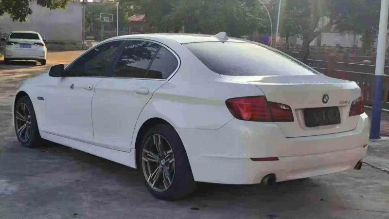 湛江13年宝马5系8