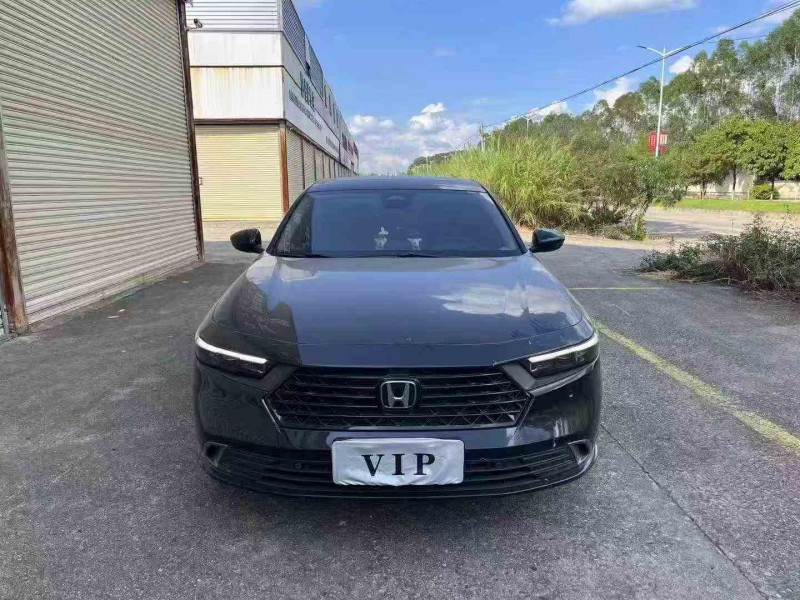 湛江24年本田雅阁1