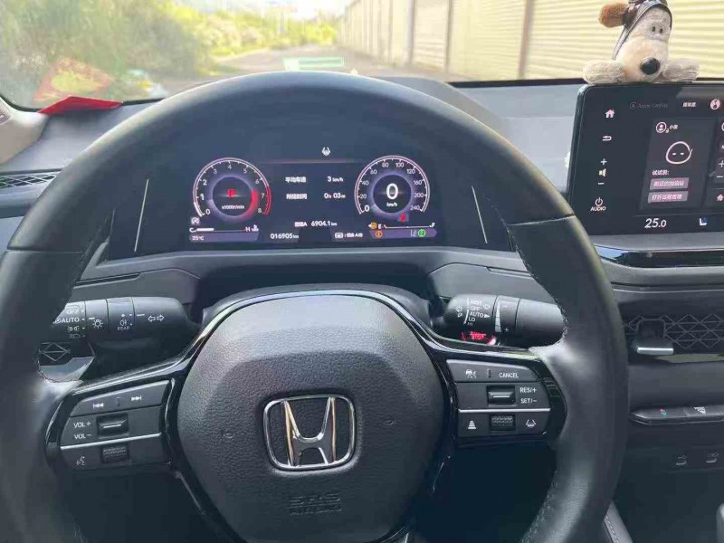 湛江24年本田雅阁4