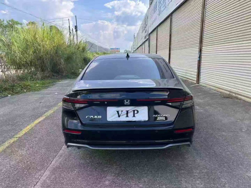 湛江24年本田雅阁9