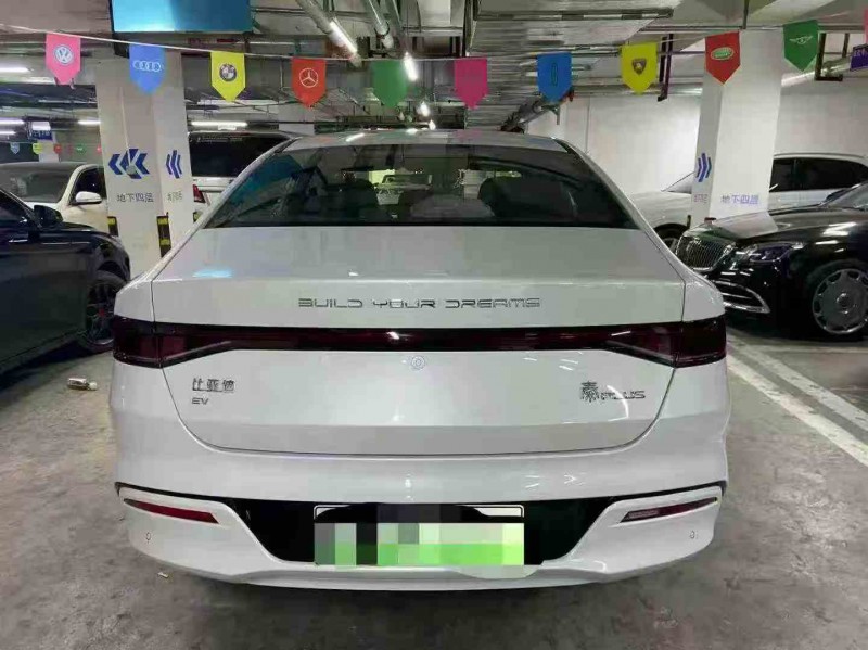 遂宁25年比亚迪秦8