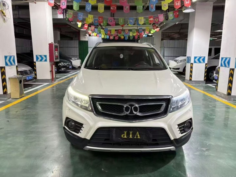 毕节18年北汽制造威旺1