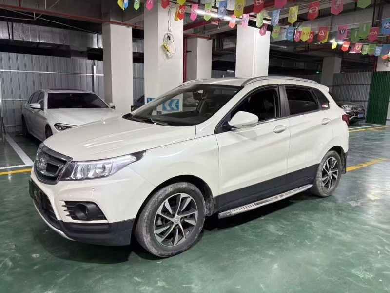 毕节18年北汽制造威旺2