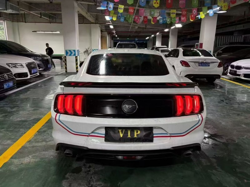 毕节20年福特野马6