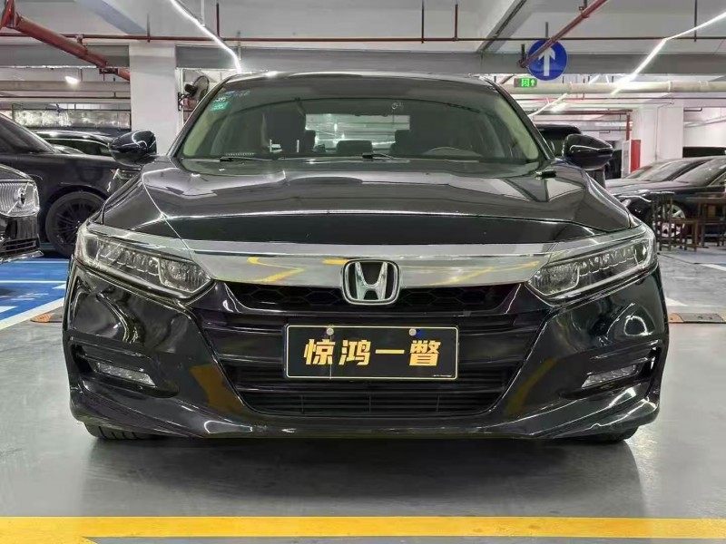 深圳19年本田雅阁1