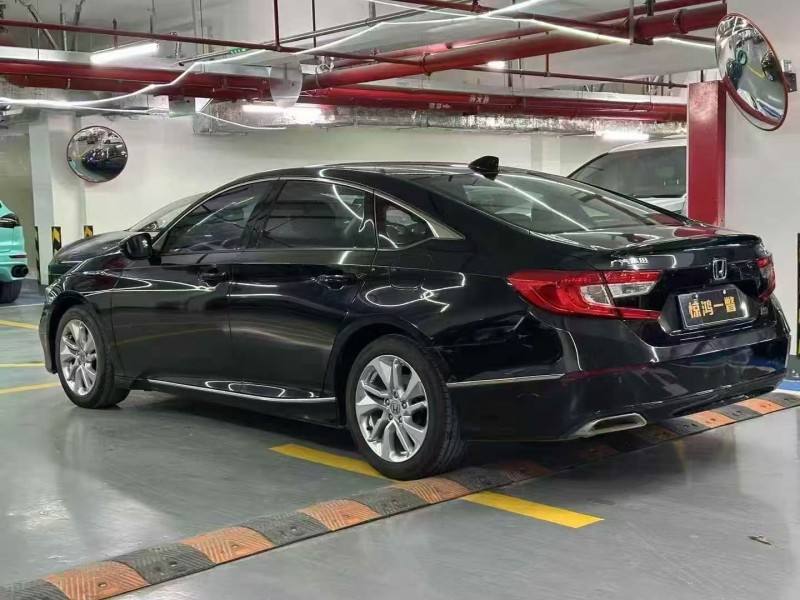 深圳19年本田雅阁7