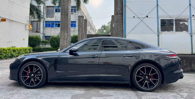 深圳21年保时捷帕拉梅拉7