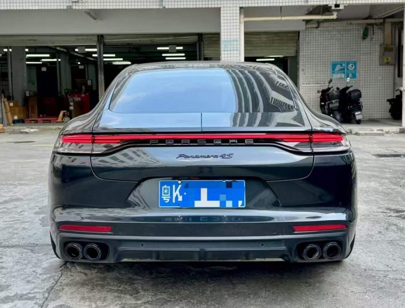 深圳21年保时捷帕拉梅拉9