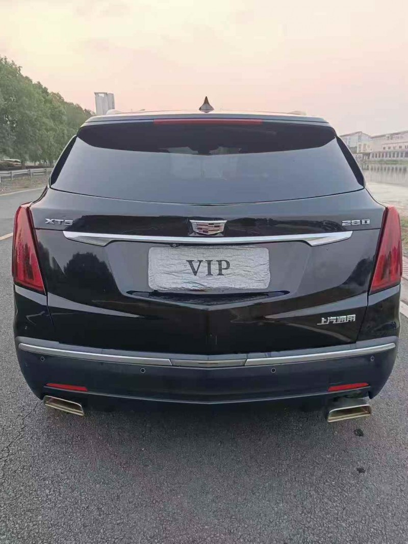 常州20年凯迪拉克XT57