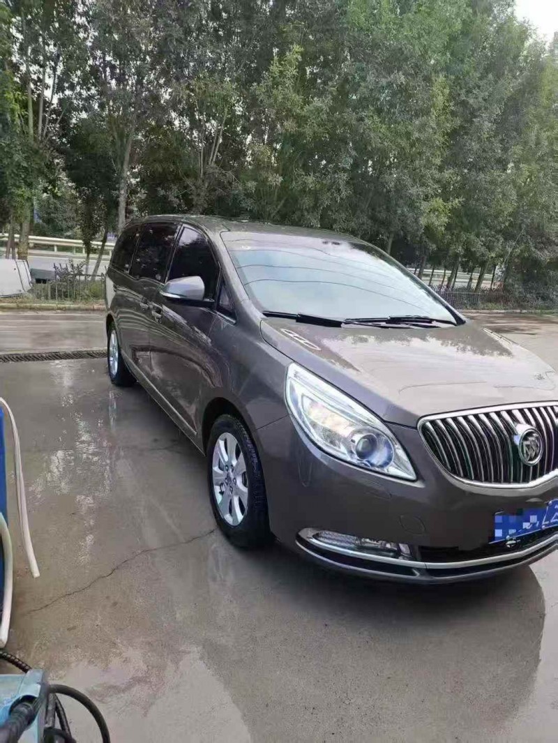 淮安14年别克GL82