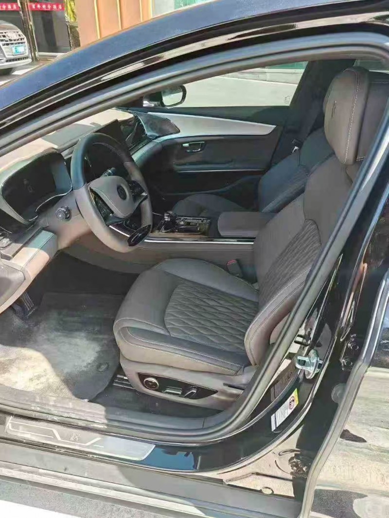 广州25年比亚迪汉6