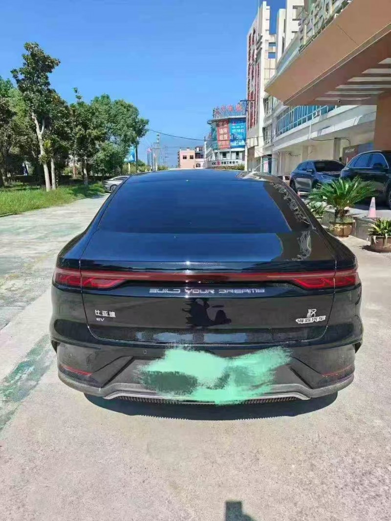 广州25年比亚迪汉8