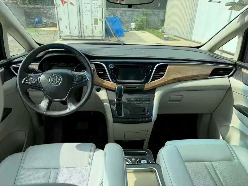 青岛20年别克GL86