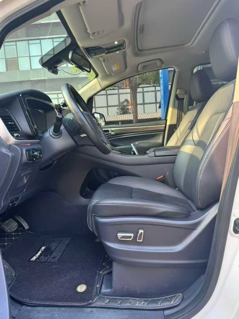 东莞21年传祺M86