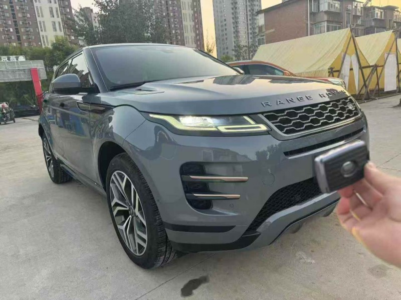 济宁20年路虎极光2