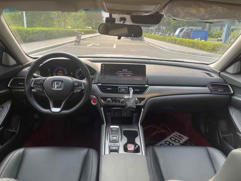 东莞22年本田雅阁4