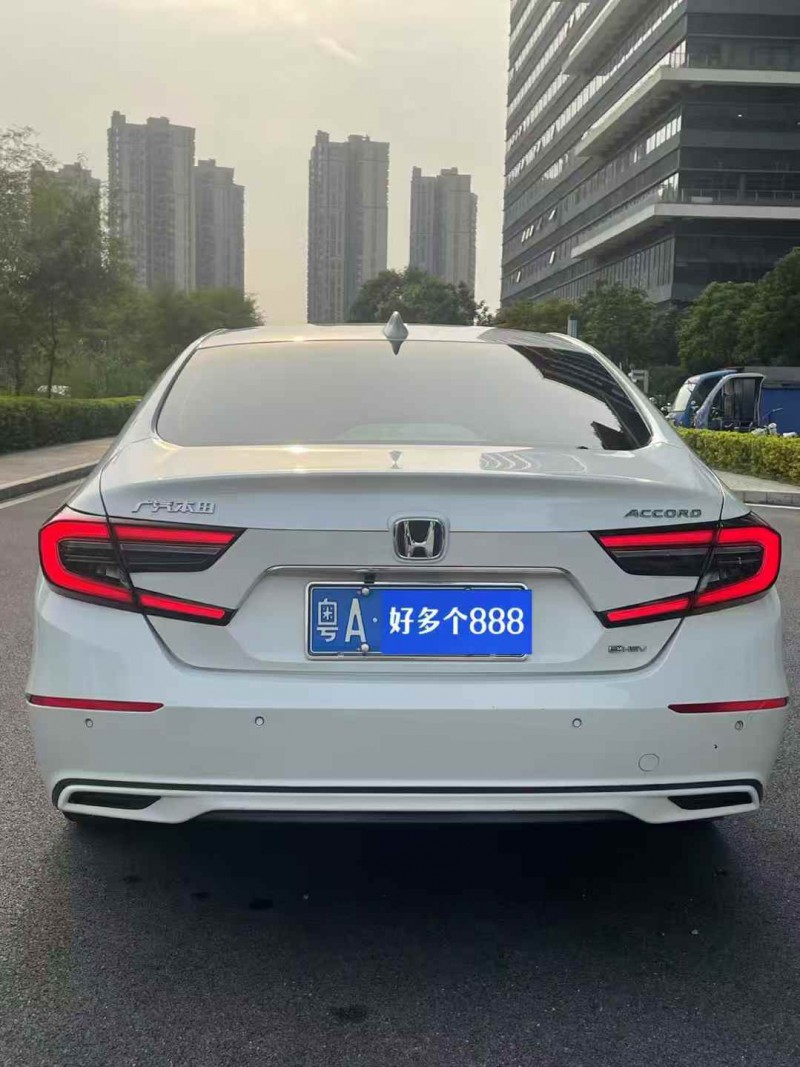 东莞22年本田雅阁9