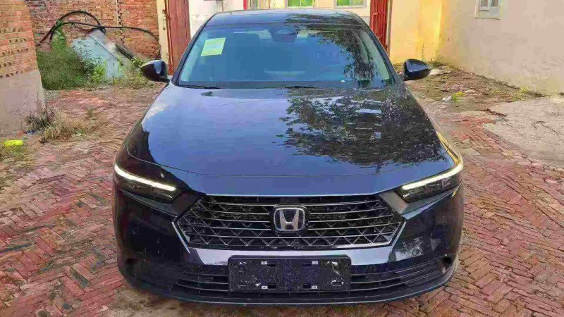 保定25年本田雅阁1