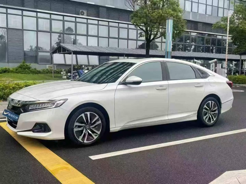 东莞22年本田雅阁3