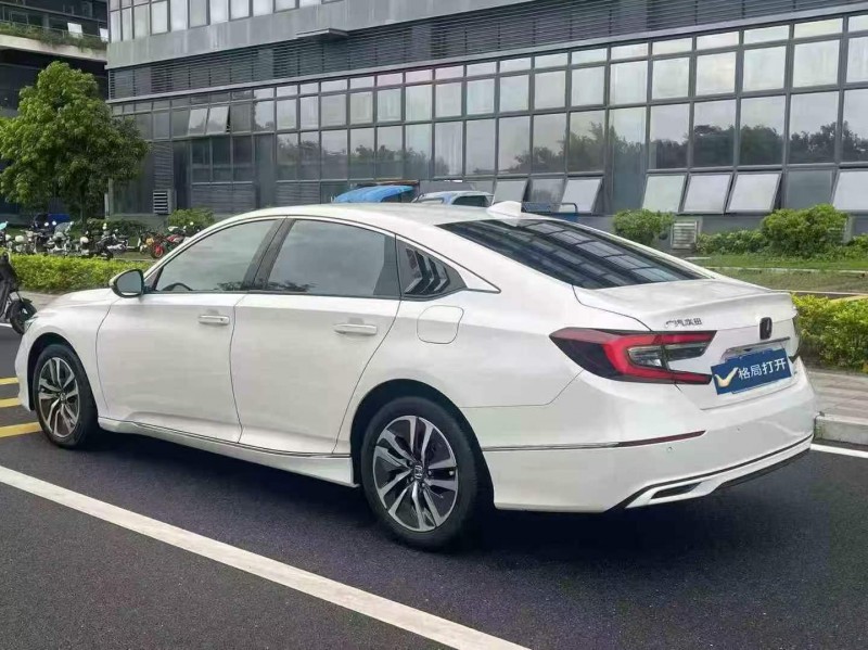 东莞22年本田雅阁7