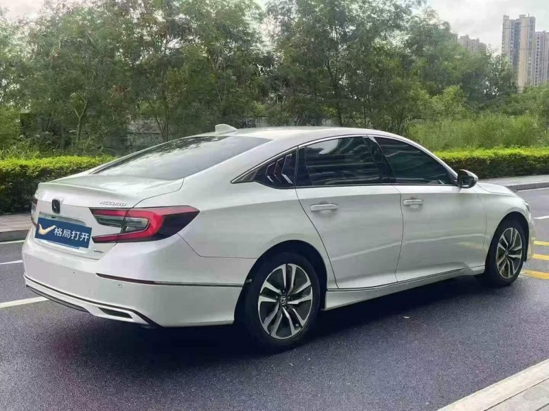 东莞22年本田雅阁8