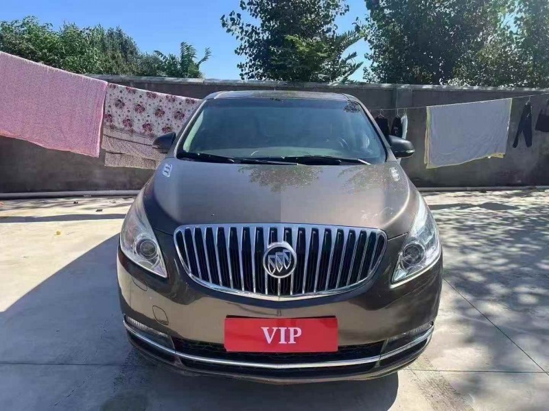 临沂12年别克GL81