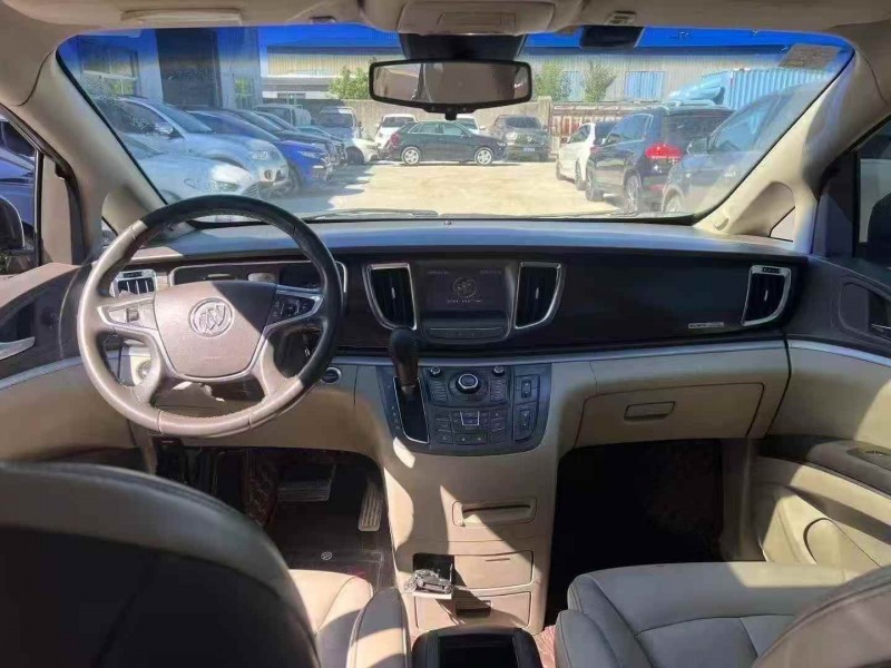 临沂12年别克GL86