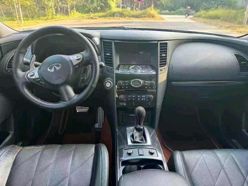 威海14年英菲尼迪QX704
