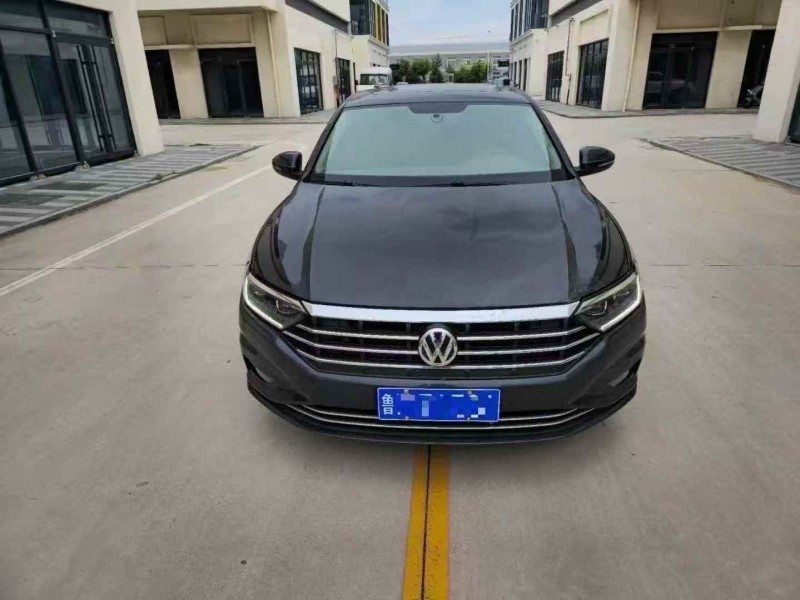 枣庄22年大众速腾1