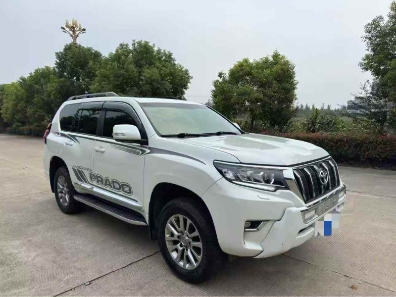 南通19年丰田普拉多3