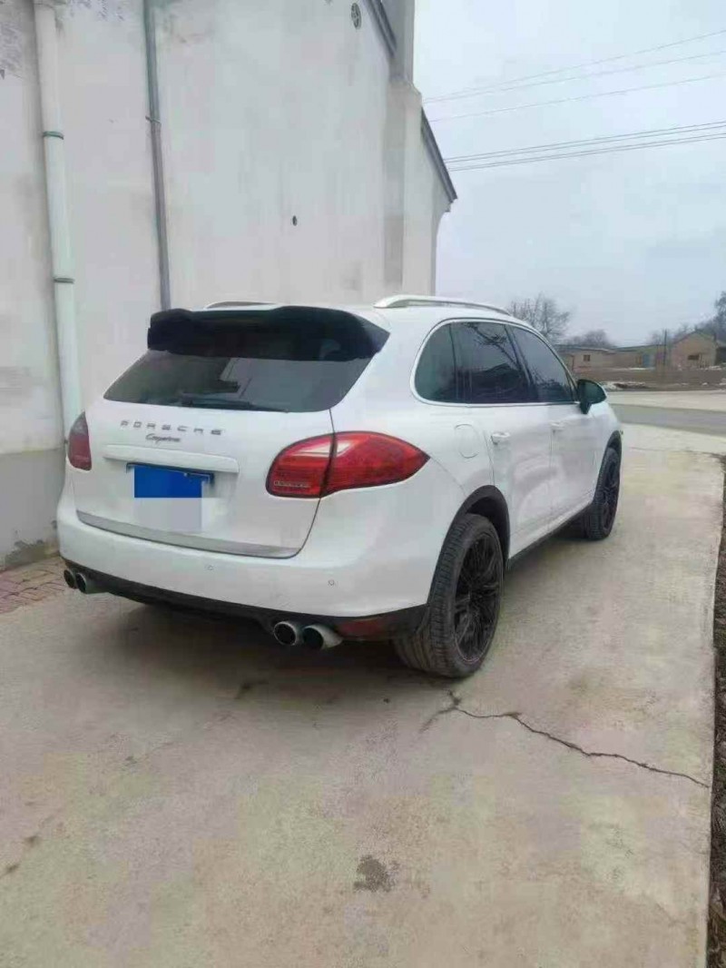 汉中13年保时捷卡宴6