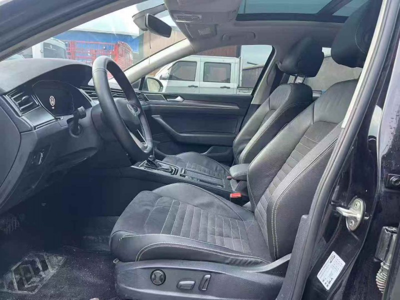 济南21年大众迈腾4