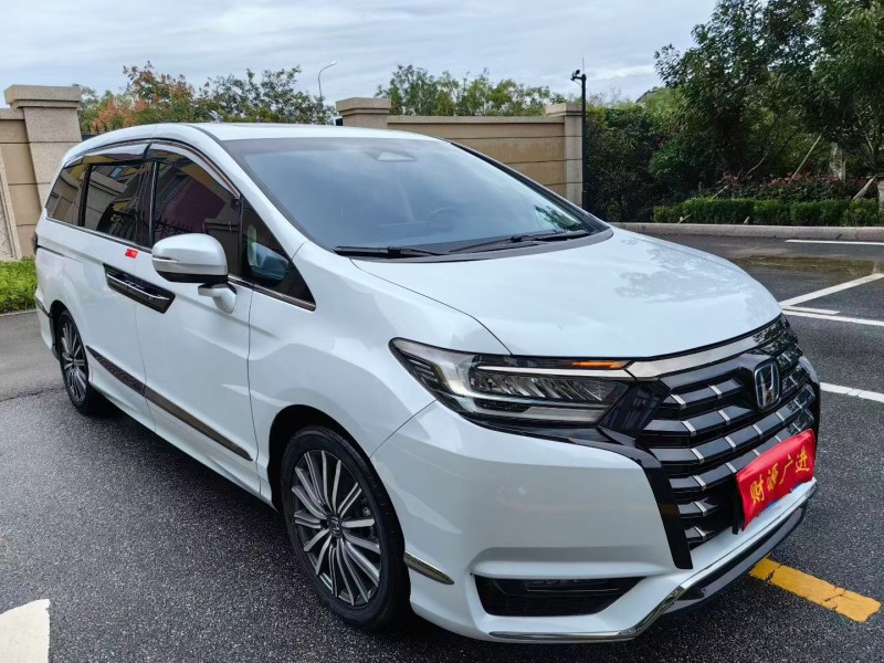 青岛24年本田艾力绅2