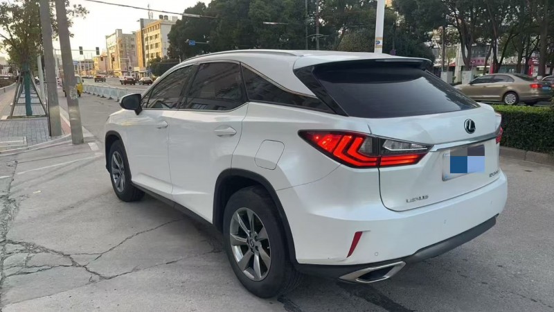 枣庄19年雷克萨斯RX6