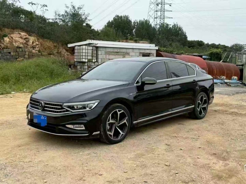 济宁23年大众迈腾2