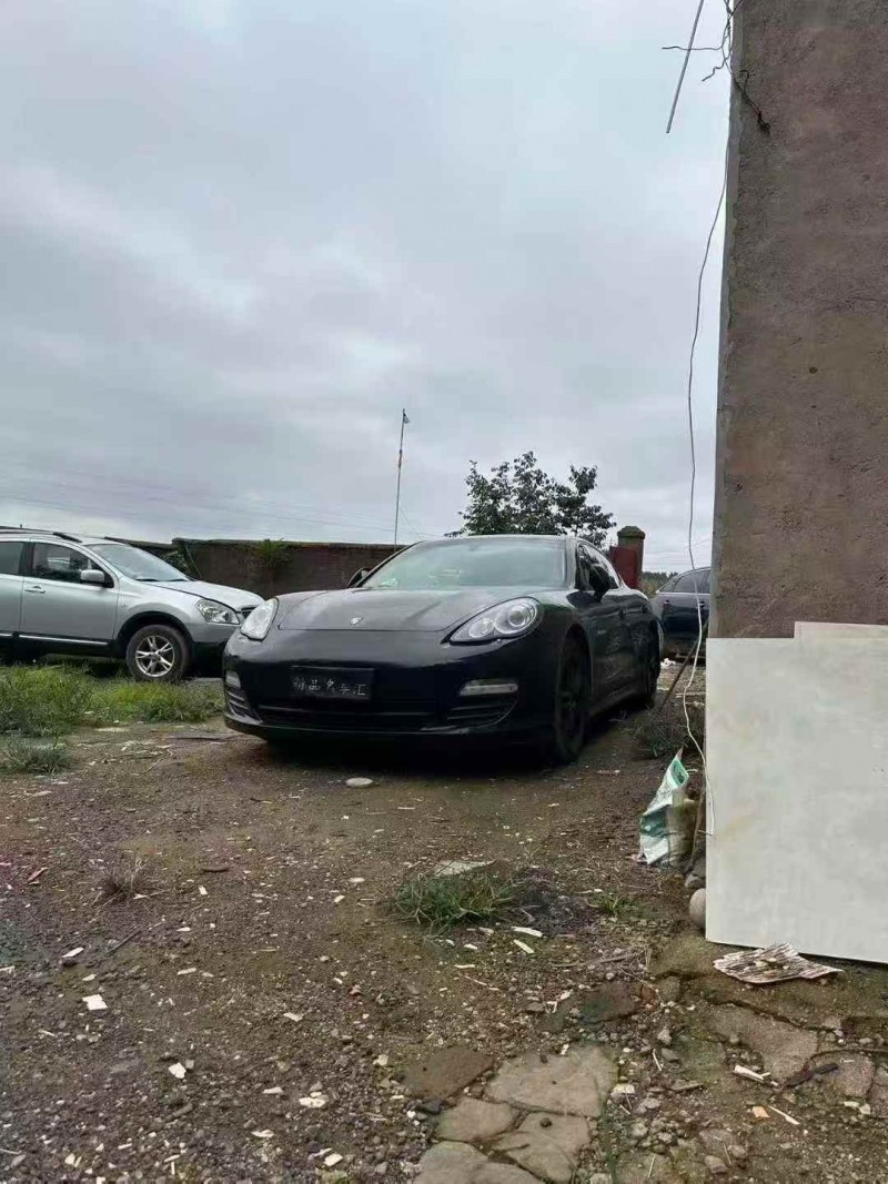 德州12年保时捷帕拉梅拉3