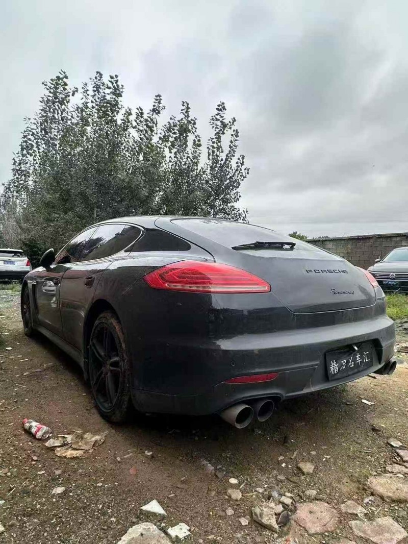 德州12年保时捷帕拉梅拉9
