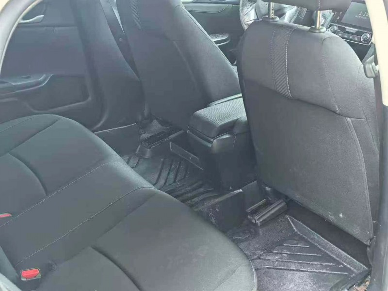 宁波17年本田思域5