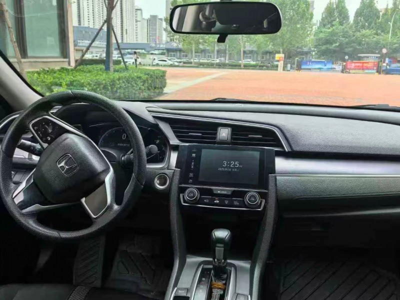 宁波17年本田思域6