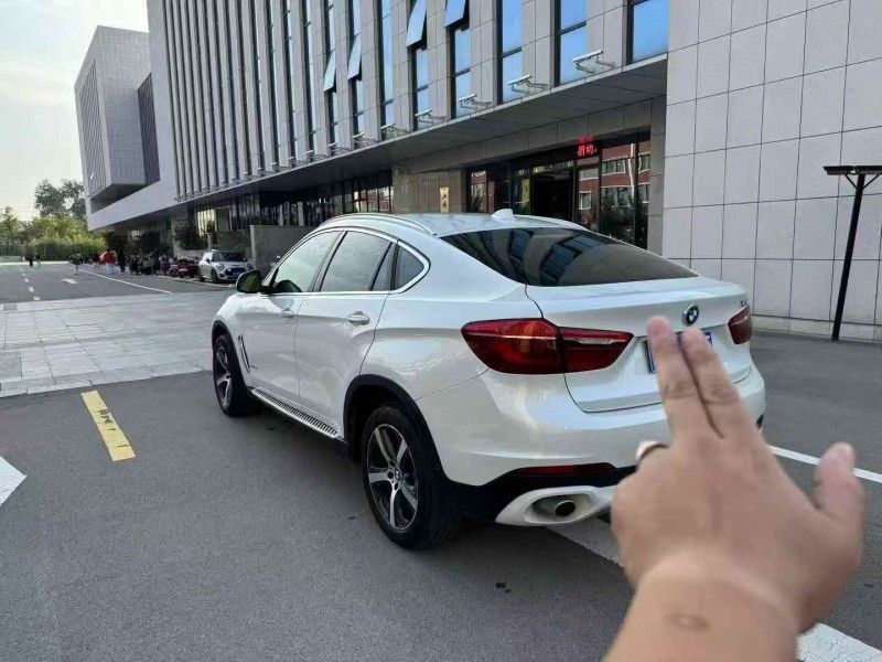 济宁15年宝马X69