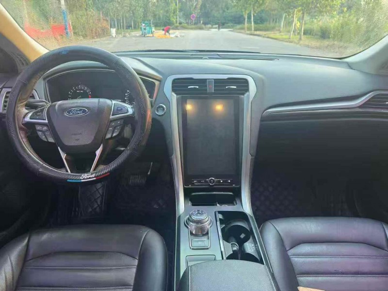 济宁17年福特蒙迪欧5