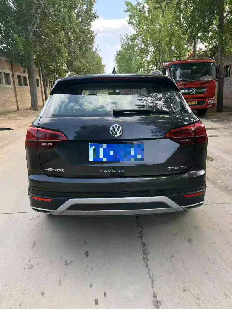 石家庄21年大众探岳5