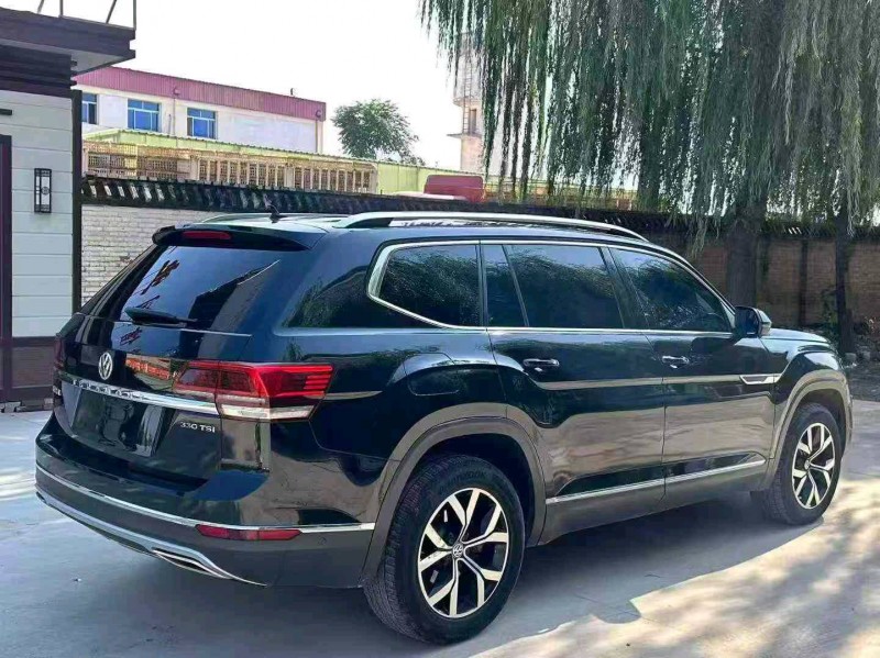 保定18年大众途昂5