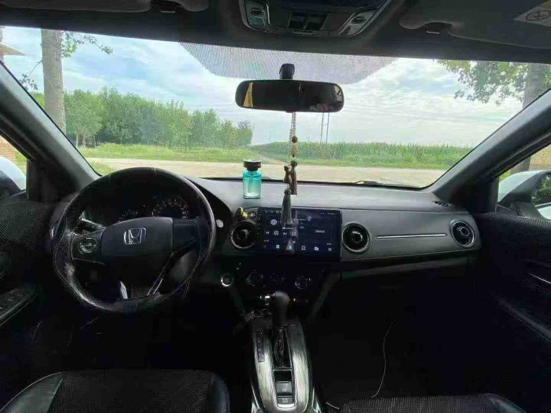 保定19年本田XRV4