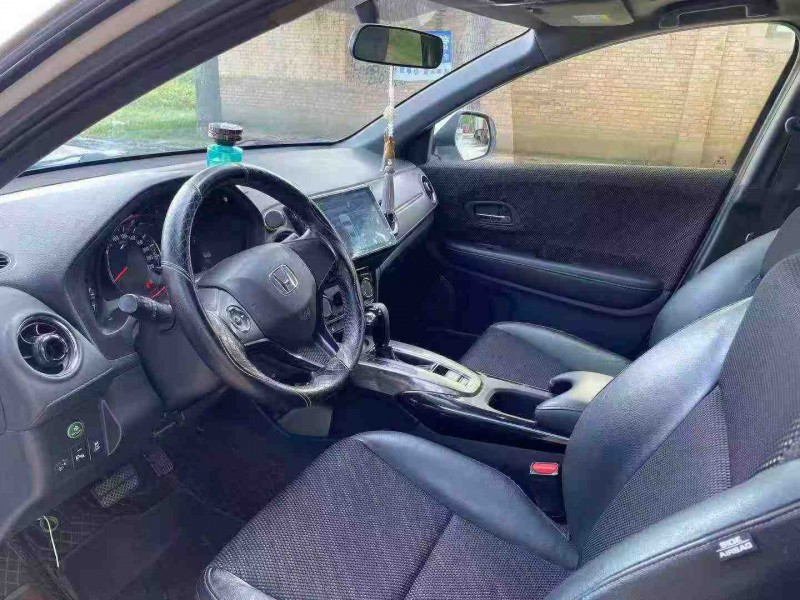 保定19年本田XRV5