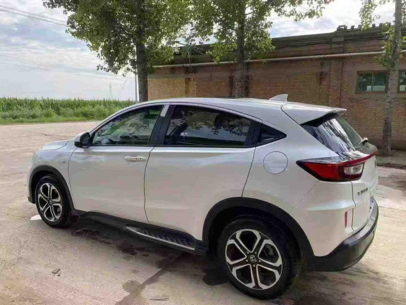 保定19年本田XRV7