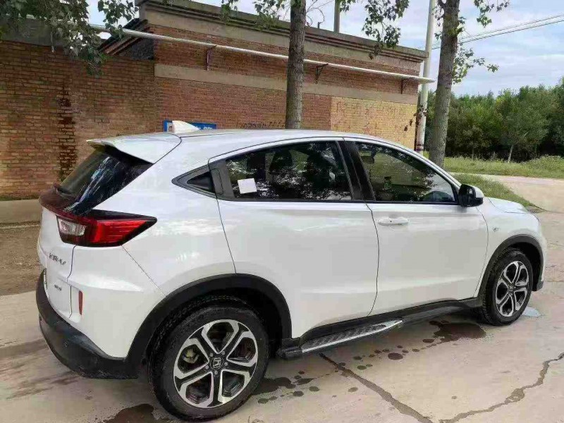 保定19年本田XRV8