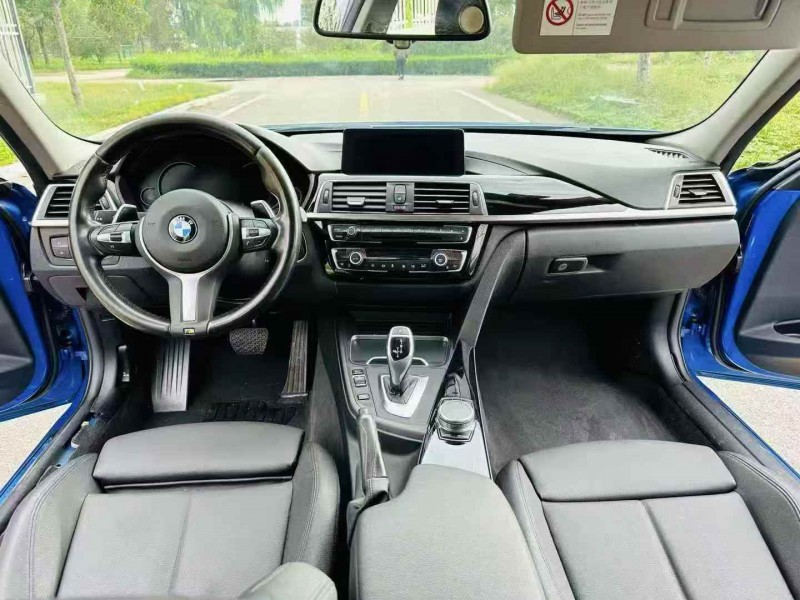 济宁18年宝马3系4