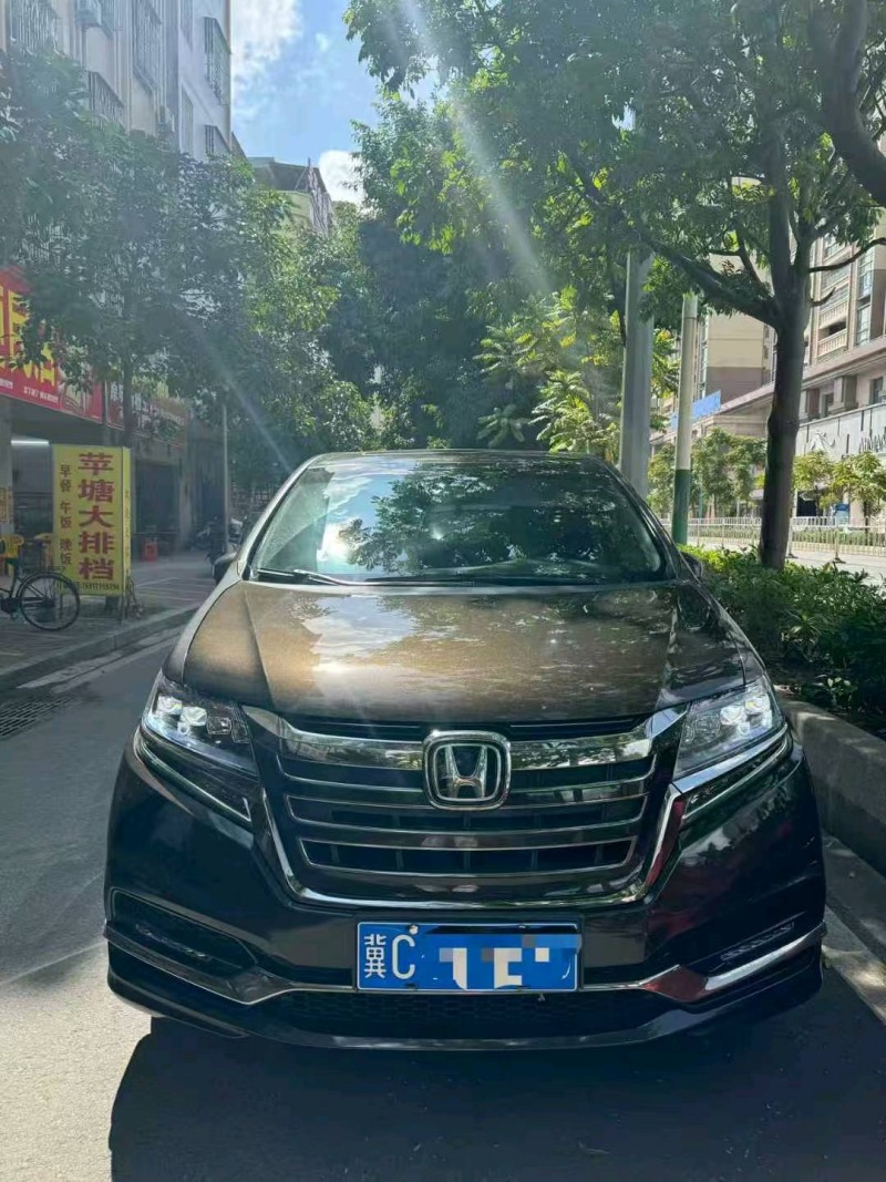 南宁19年本田艾力绅1